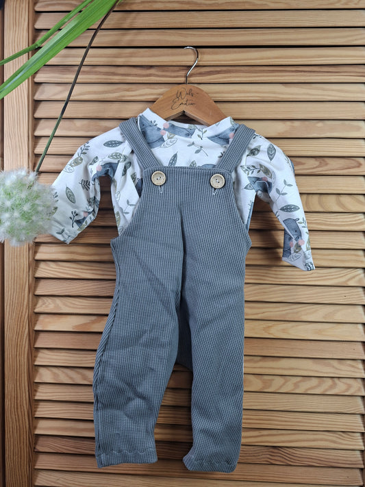 Set Latzhose mit Longsleeve Größe 62 Hippo
