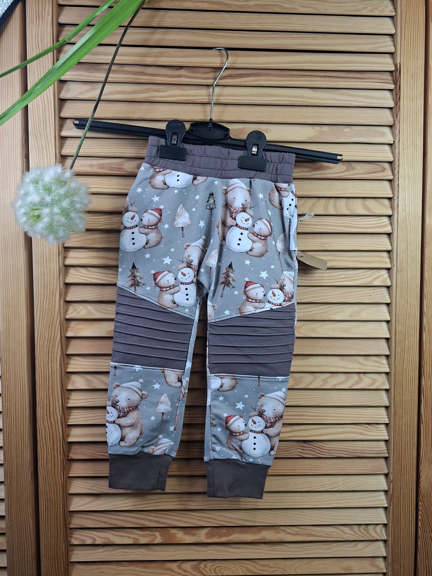Hose mit Biesen Größe 92 Schneemann
