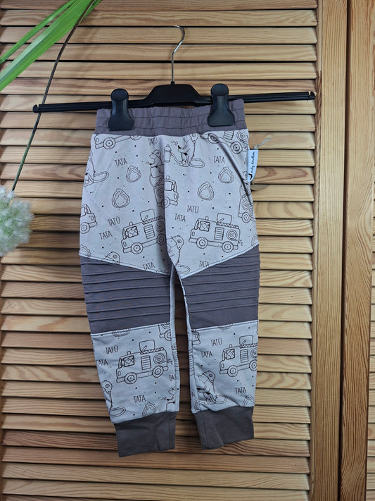 Hose mit Biesen Größe 92 Feuerwehr