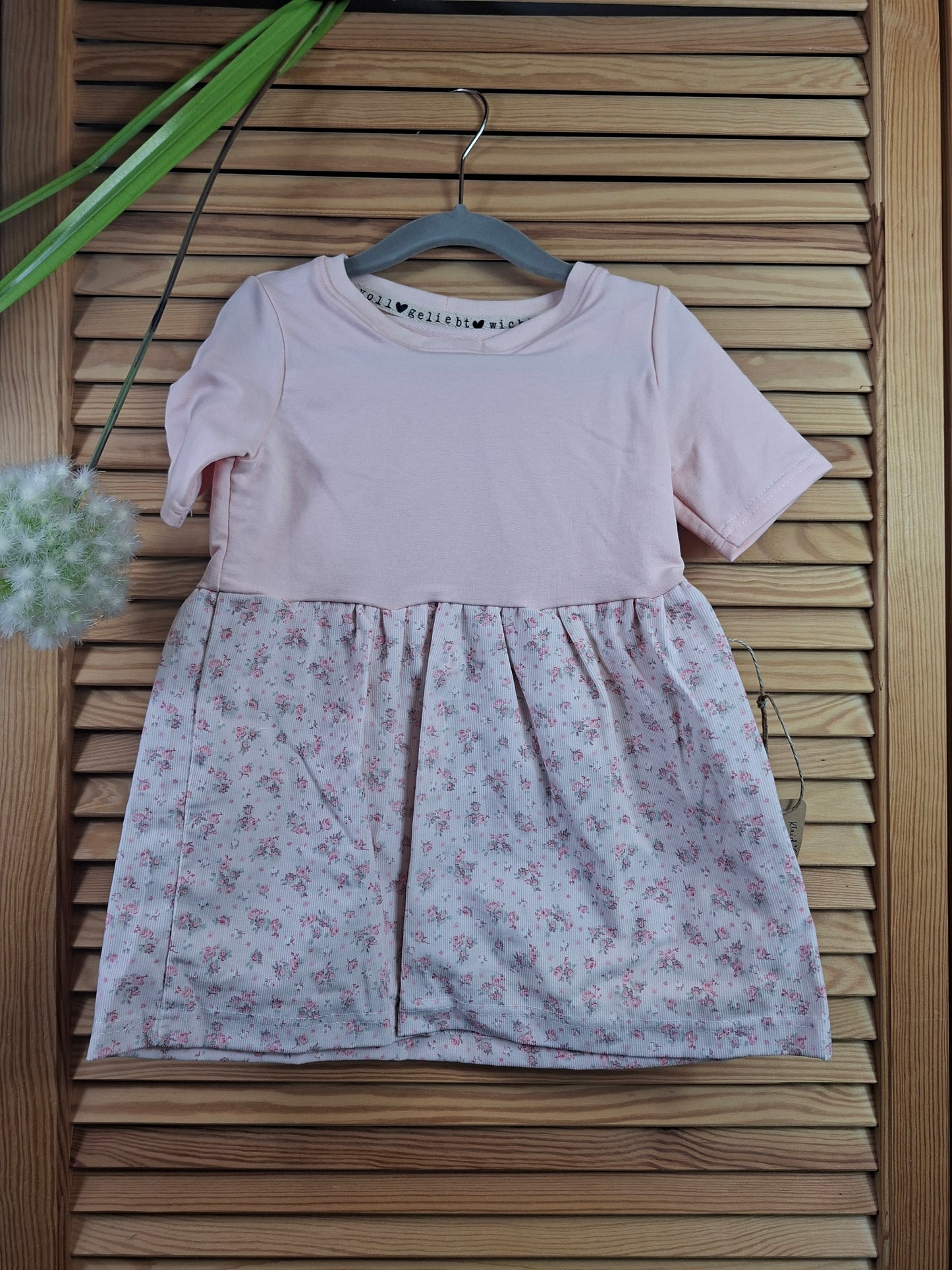 Kleid Größe 98