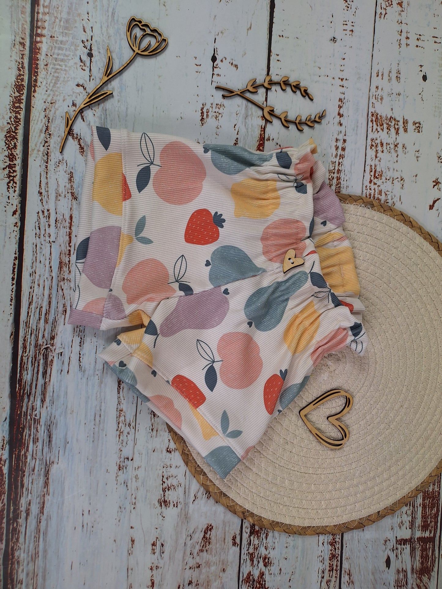 Paperbag Shorts bunte Früchte